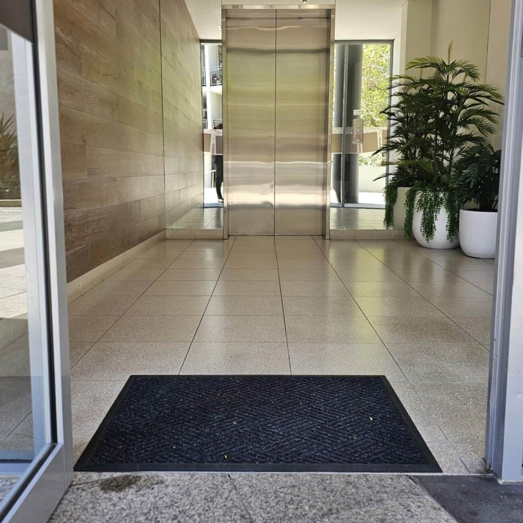 Diamond Pattern Dual Level Polypropylene Mat