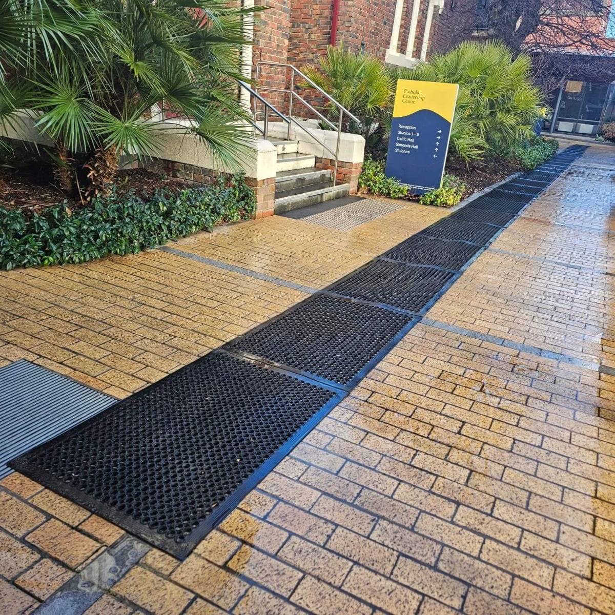 Rubber Safety Mat with Holes